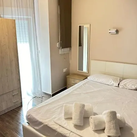 Ariadne City Center Apartment