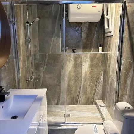 Ariadne City Center Apartment *